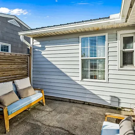 Charming Cottage Atlantic Beach Exterior photo
